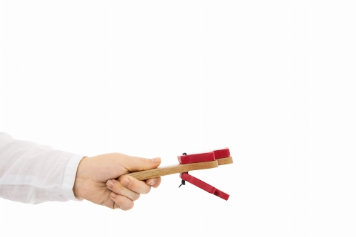 265473_NINO585_hands.jpg